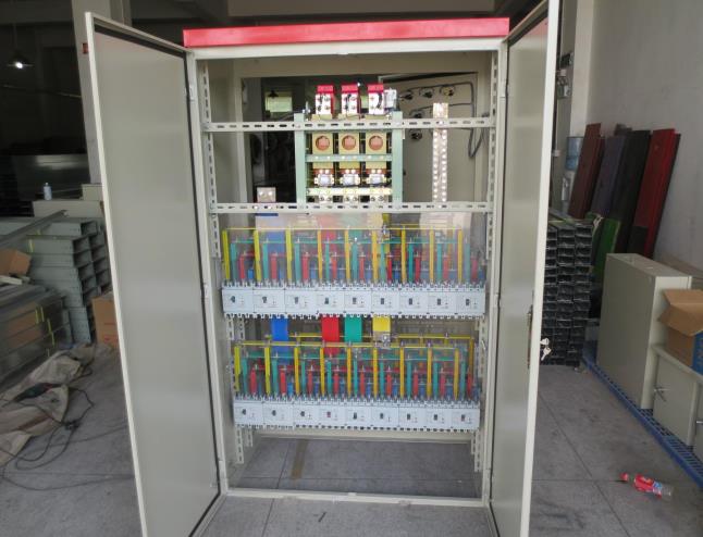 冉鑫电气成套设备生产(图),配电柜厂家,赣州配电柜